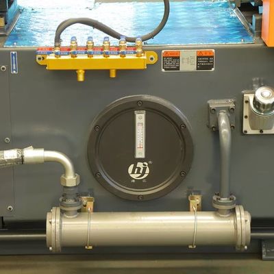 Automatic 470 Ton Bucket Injection Molding Machine For Crate Painting