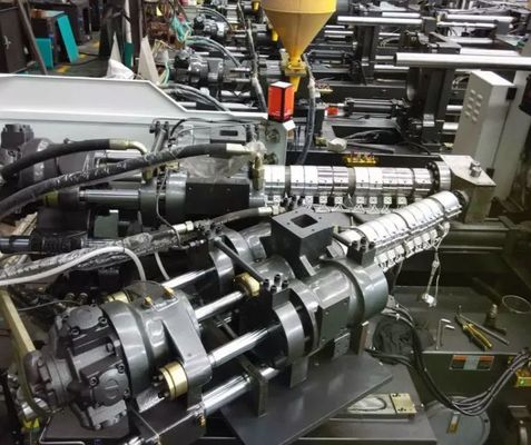 530 Ton High Efficiency Automated Injection Molding Machine PVC Parts Molds